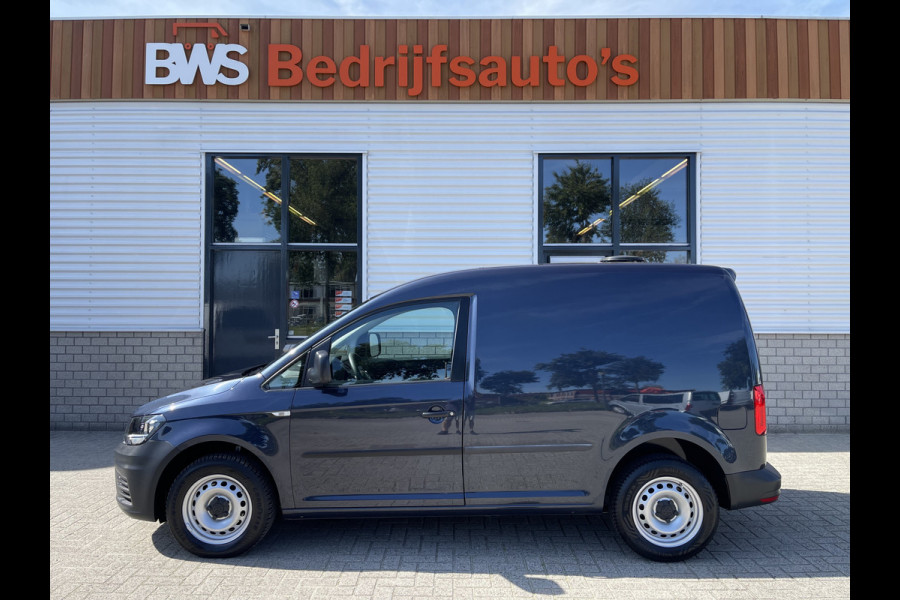 Volkswagen Caddy 2.0 TDI L1H1 BMT Trendline / rijklaar € 10.950 ex btw / lease vanaf € 236 / airco / cruise / donker blauw metallic / electrische laadruimte ventilatie !