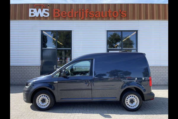 Volkswagen Caddy 2.0 TDI L1H1 BMT Trendline / rijklaar € 10.950 ex btw / lease vanaf € 236 / airco / cruise / donker blauw metallic / electrische laadruimte ventilatie !