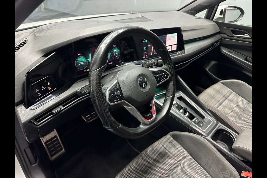 Volkswagen Golf 8 2.0 GTI 2020