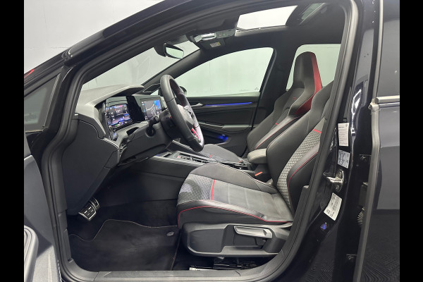 Volkswagen Golf 8 2.0 GTI 45 2022 AKRA