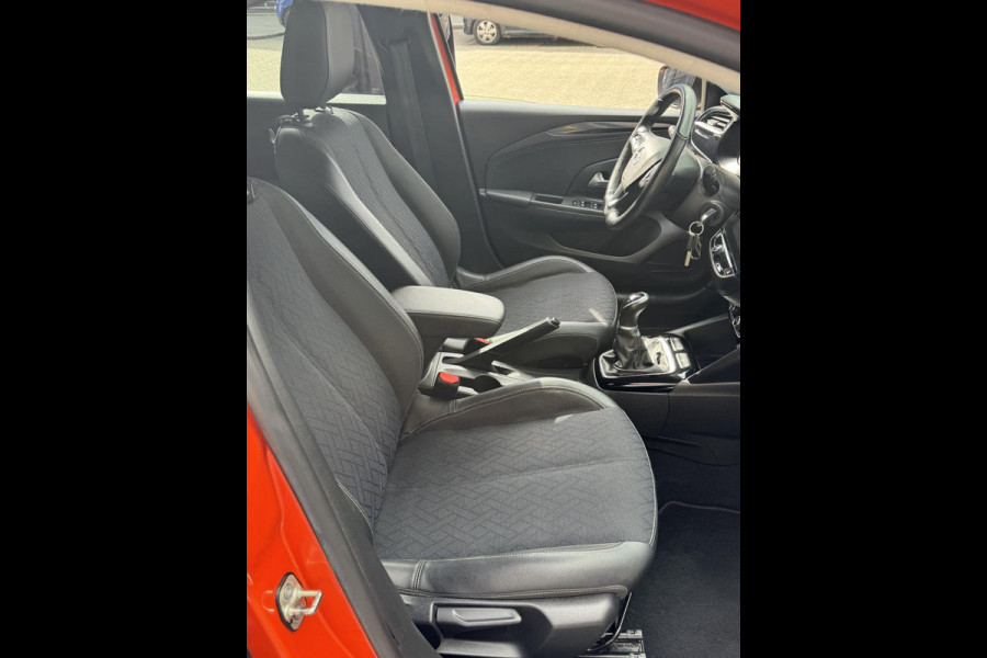 Opel Corsa 1.2 Elegance - Apple CarPlay / Navigatie I Airco I Achteruitrij Camera/PDC I Sport velgen I Dealer onderhouden