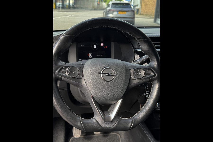 Opel Corsa 1.2 Elegance - Apple CarPlay / Navigatie I Airco I Achteruitrij Camera/PDC I Sport velgen I Dealer onderhouden