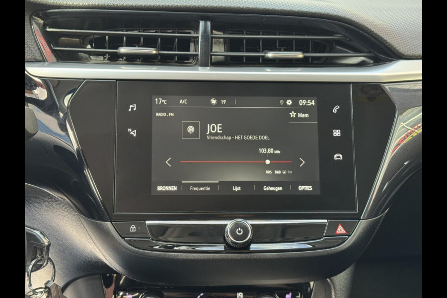 Opel Corsa 1.2 Elegance - Apple CarPlay / Navigatie I Airco I Achteruitrij Camera/PDC I Sport velgen I Dealer onderhouden