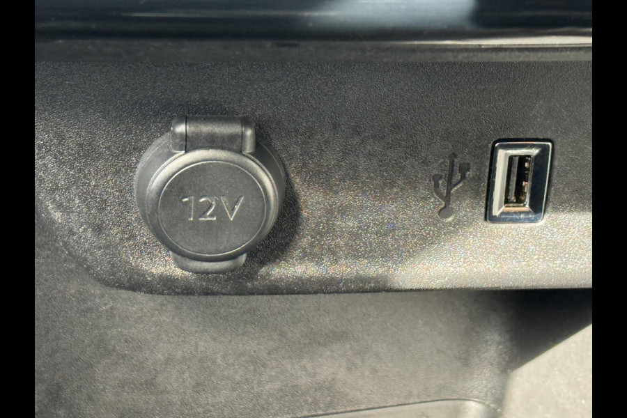 Opel Corsa 1.2 Elegance - Apple CarPlay / Navigatie I Airco I Achteruitrij Camera/PDC I Sport velgen I Dealer onderhouden