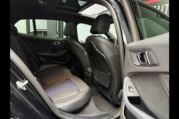 BMW 1-serie 120i M-pakket 2023