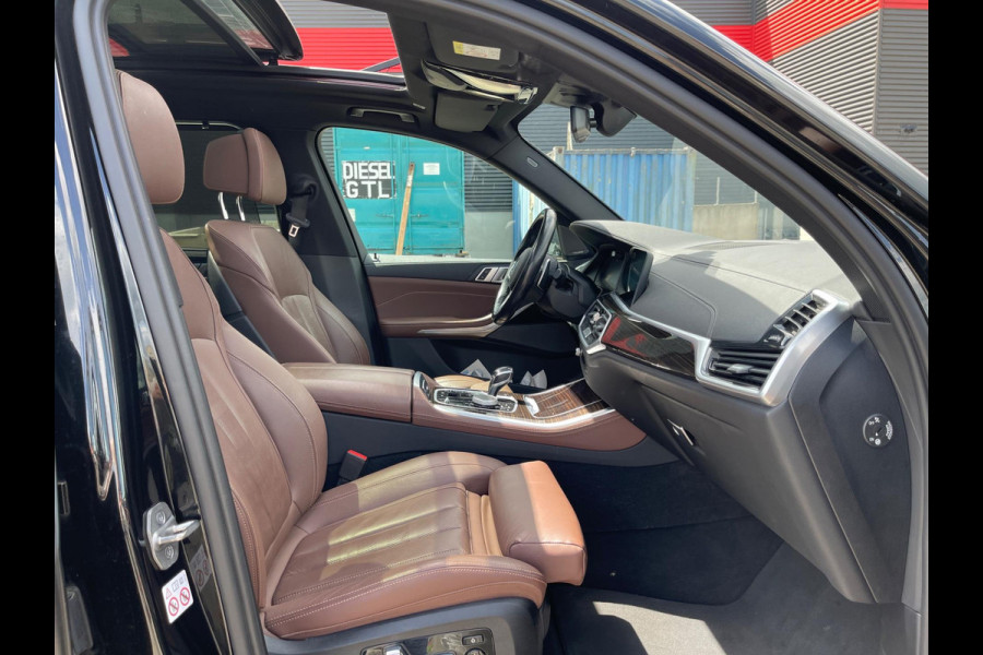BMW X5 XDrive45e High Executive M/Sport Pano/dak Harman/Kardon Trekhaak