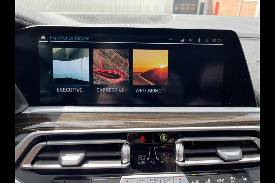 BMW X5 XDrive45e High Executive M/Sport Pano/dak Harman/Kardon Trekhaak
