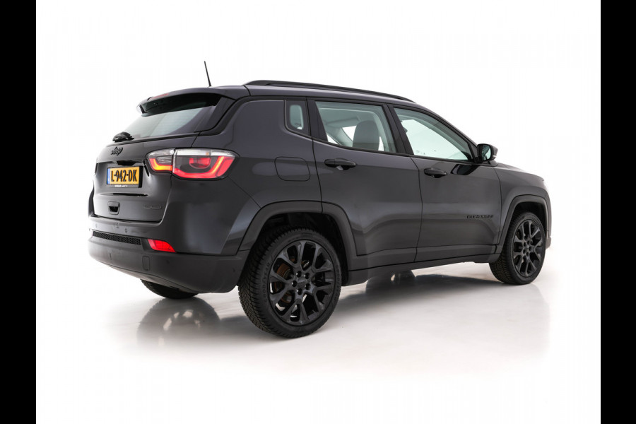 Jeep Compass 1.3T Night-Eagle Aut. *LEATHER-MICROFIBRE | NAVI-FULLMAP | KEYLESS | CAMERA | HEATED-SEATS | COMFORT-SEATS | DAB+ | ECC | LANE-ASSIST | PDC | CRUISE | 19''ALU*