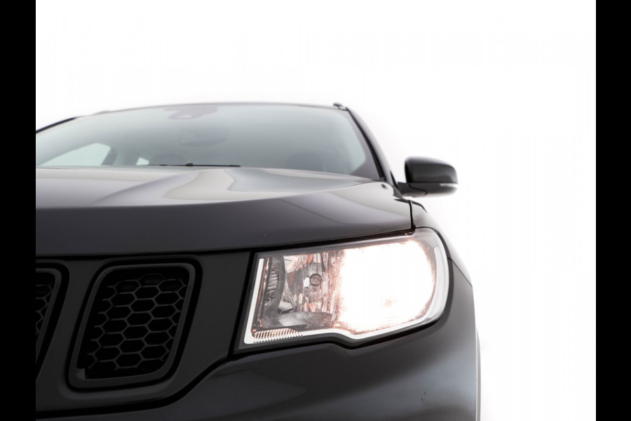 Jeep Compass 1.3T Night-Eagle Aut. *LEATHER-MICROFIBRE | NAVI-FULLMAP | KEYLESS | CAMERA | HEATED-SEATS | COMFORT-SEATS | DAB+ | ECC | LANE-ASSIST | PDC | CRUISE | 19''ALU*