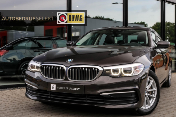 BMW 5 Serie 530i - SCHUIFDAK - TREKHAAK - LED - DEALER ONDERHOUDEN