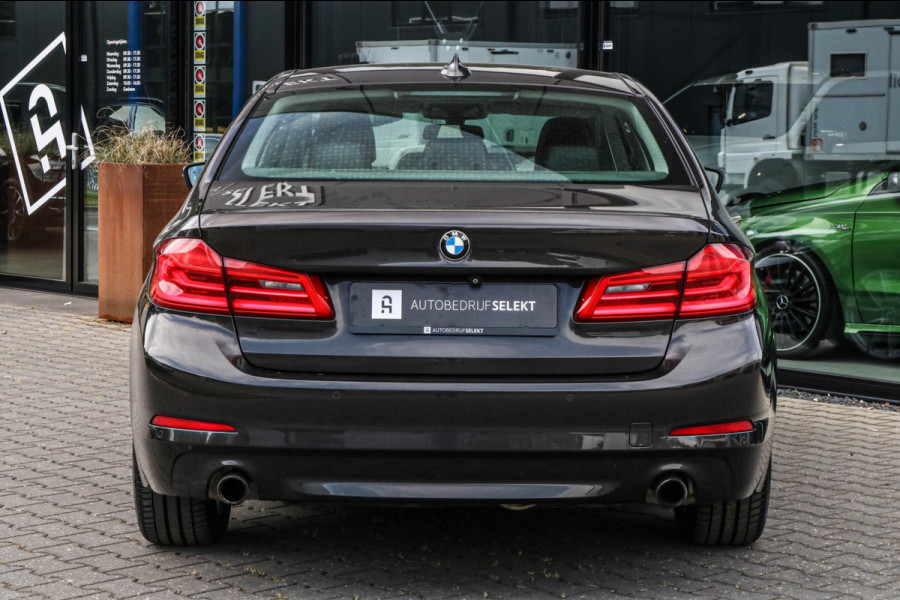 BMW 5 Serie 530i - SCHUIFDAK - TREKHAAK - LED - DEALER ONDERHOUDEN