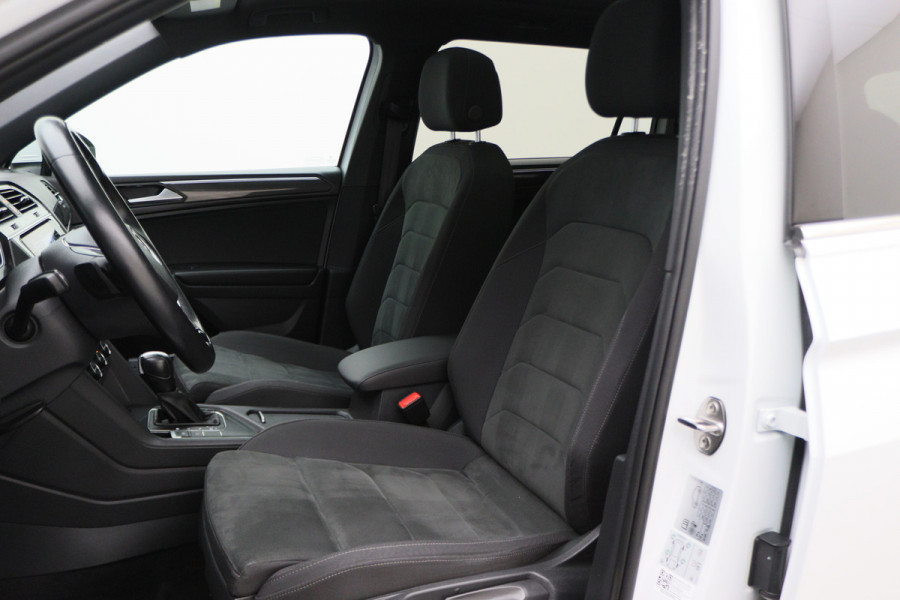 Volkswagen Tiguan Allspace 1.5 TSI DSG Highline Business R Panoramadak, ACC, Camera, Stuur-/Stoelverw., LED, Apple CarPlay