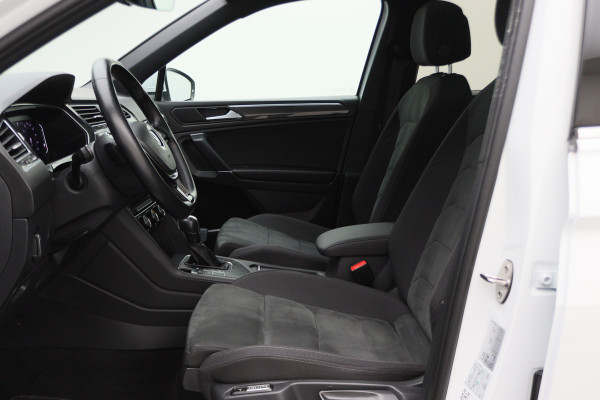 Volkswagen Tiguan Allspace 1.5 TSI DSG Highline Business R Panoramadak, ACC, Camera, Stuur-/Stoelverw., LED, Apple CarPlay
