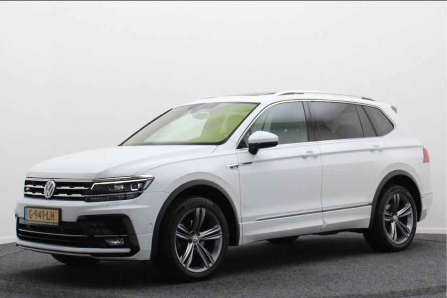 Volkswagen Tiguan Allspace 1.5 TSI DSG Highline Business R Panoramadak, ACC, Camera, Stuur-/Stoelverw., LED, Apple CarPlay