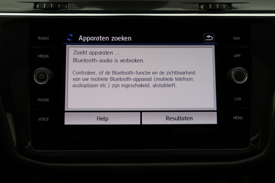 Volkswagen Tiguan Allspace 1.5 TSI DSG Highline Business R Panoramadak, ACC, Camera, Stuur-/Stoelverw., LED, Apple CarPlay