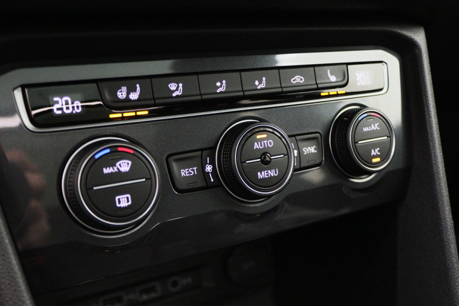 Volkswagen Tiguan Allspace 1.5 TSI DSG Highline Business R Panoramadak, ACC, Camera, Stuur-/Stoelverw., LED, Apple CarPlay