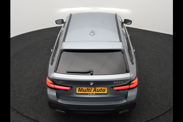 BMW 5 Serie Touring 530e xDrive M-Sport Plug In Hybrid PHEV | Head Up | Laser LED | Trekhaak af Fabriek | Elektrische Lederen Sportstoelen | Sfeerverlichting