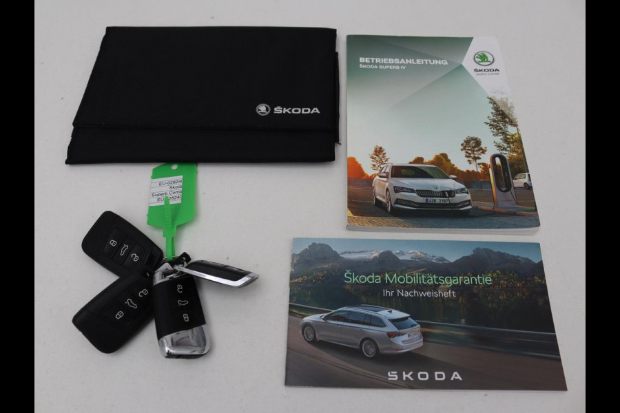 Škoda Superb 1.4 TSI iV Laurin & Klement | Panoramadak | Leder | Adaptive cruise | Canton Sound | Stoelverwarming | Standkachel | Carplay | Camera | Full LED | Memory