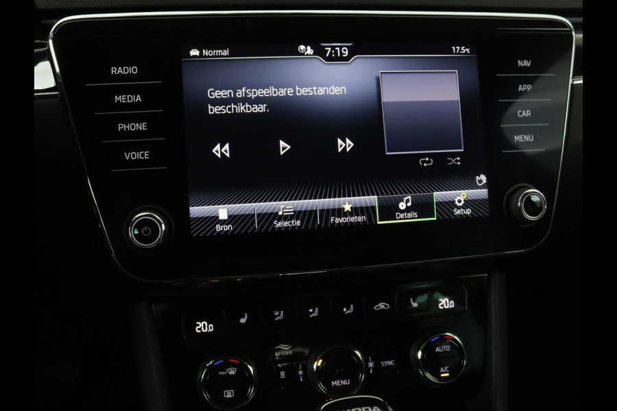 Škoda Superb 1.4 TSI iV Laurin & Klement | Panoramadak | Leder | Adaptive cruise | Canton Sound | Stoelverwarming | Standkachel | Carplay | Camera | Full LED | Memory
