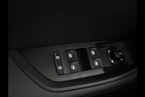 Škoda Superb 1.4 TSI iV Laurin & Klement | Panoramadak | Leder | Adaptive cruise | Canton Sound | Stoelverwarming | Standkachel | Carplay | Camera | Full LED | Memory
