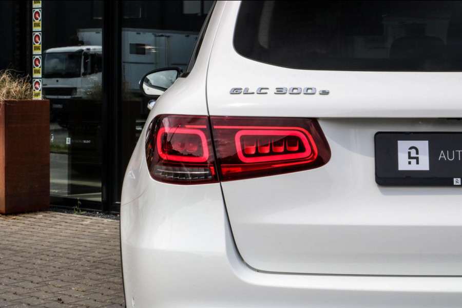 Mercedes-Benz GLC 300e 4MATIC AMG - MEMORY - 360 CAM - CARPLAY GLC300