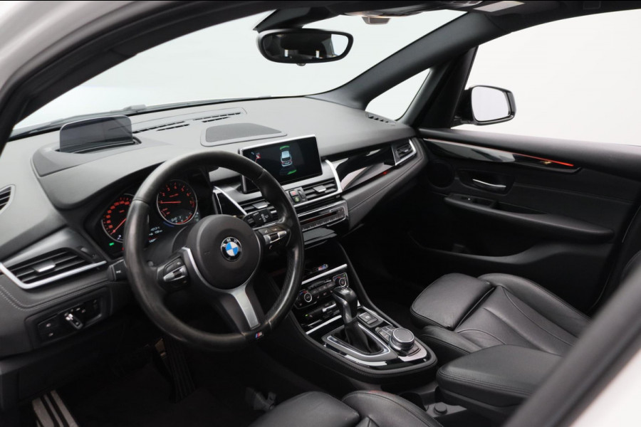 BMW 2 Serie Active Tourer 218i High Executive M-Sport Pano/dak Trekhaak Head/up Origineel NL
