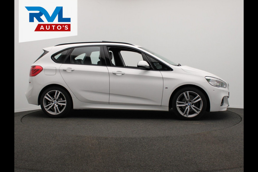 BMW 2 Serie Active Tourer 218i High Executive M-Sport Pano/dak Trekhaak Head/up Origineel NL