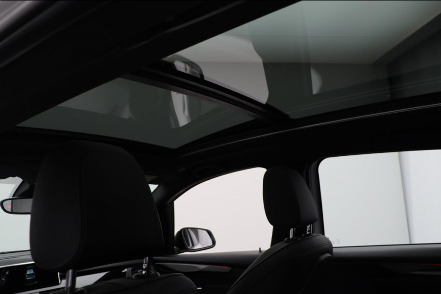 BMW 2 Serie Active Tourer 218i High Executive M-Sport Pano/dak Trekhaak Head/up Origineel NL