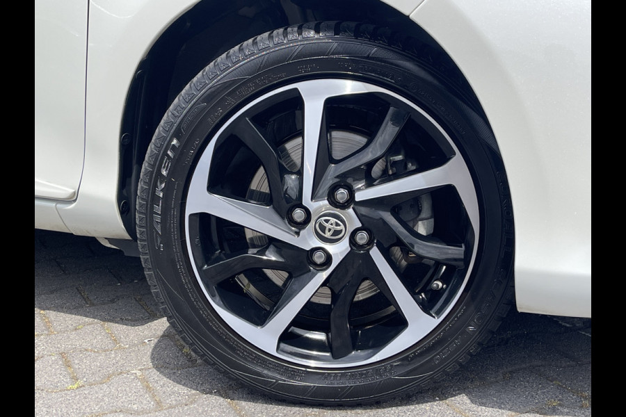 Toyota Yaris 1.5 Hybrid Bi-Tone | Parelmoer | CarPlay | Camera | Keyless | Cruise | 16 inch
