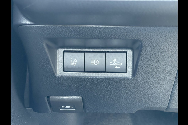 Toyota Yaris 1.5 Hybrid Bi-Tone | Parelmoer | CarPlay | Camera | Keyless | Cruise | 16 inch