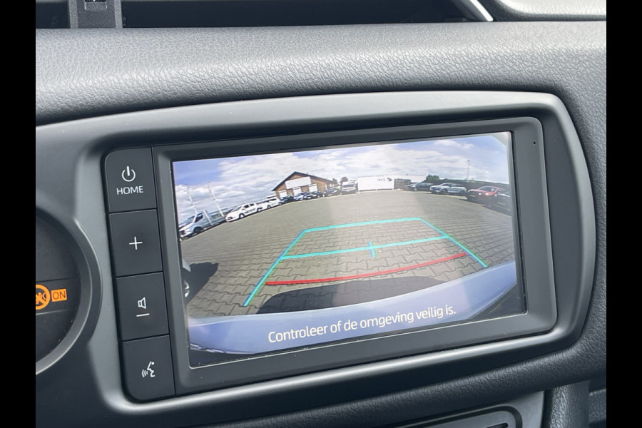Toyota Yaris 1.5 Hybrid Bi-Tone | Parelmoer | CarPlay | Camera | Keyless | Cruise | 16 inch
