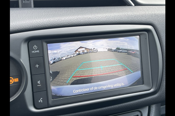 Toyota Yaris 1.5 Hybrid Bi-Tone | Parelmoer | CarPlay | Camera | Keyless | Cruise | 16 inch