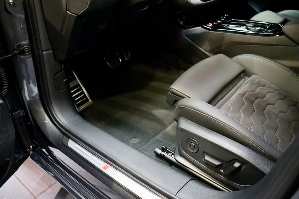 Audi A6 Avant e-tron S Ed Perf 100kWh Tech Plus|ACC|TrkHk|100