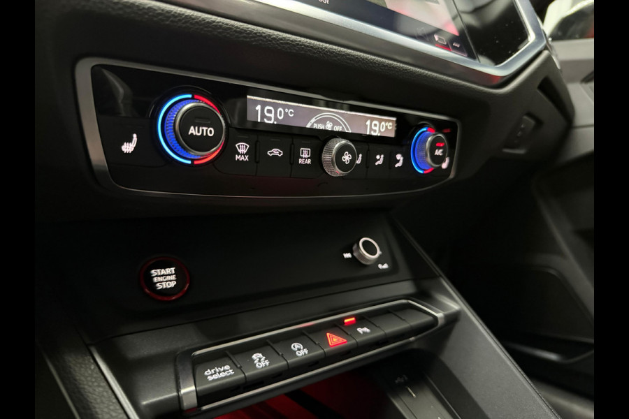 Audi RSQ3 Sportback Pano RS-Seats Dynamic 360 B&O ACC V-Max