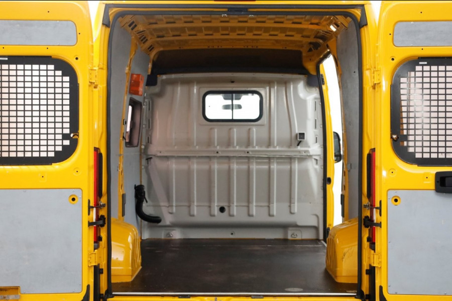 Peugeot Boxer 335 2.0 BlueHDI 130pk E6 L2H2 Premium Airco 10-2019