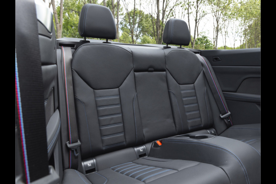 BMW 4 Serie Cabrio M440i xDrive - Trekhaak - Standkachel - Driving Ass Prof - Harman Kardon