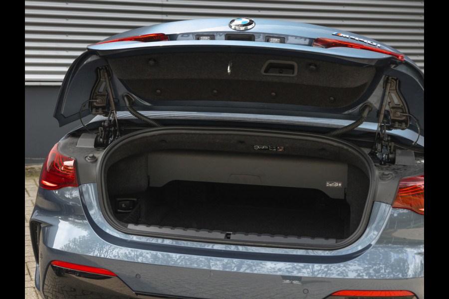BMW 4 Serie Cabrio M440i xDrive - Trekhaak - Standkachel - Driving Ass Prof - Harman Kardon