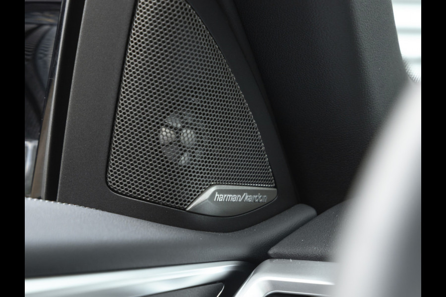 BMW 4 Serie Cabrio M440i xDrive - Trekhaak - Standkachel - Driving Ass Prof - Harman Kardon