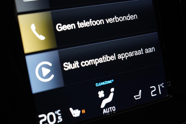 Volvo XC40 1.5 T3 163pk R-Design Automaat | Trekhaak | Navigatie | Camera | Apple Carplay | Two-Tone | 20"
