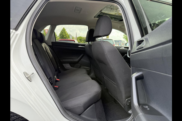 Volkswagen Polo 1.0 TSI Comfortline Business R-Line 2e Eigenaar,Automaat,Navi,Clima,Adapt cruise,Pano,Carplay,PDC V+A,Trekhaak,Elek ramen,Lm velgen,N.A.P,APK tot 02-2026