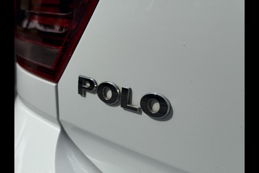 Volkswagen Polo 1.0 TSI Comfortline Business R-Line 2e Eigenaar,Automaat,Navi,Clima,Adapt cruise,Pano,Carplay,PDC V+A,Trekhaak,Elek ramen,Lm velgen,N.A.P,APK tot 02-2026