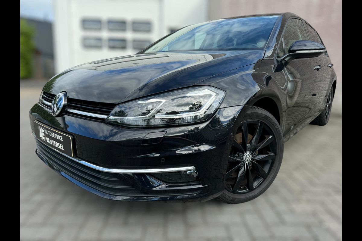 Volkswagen Golf 1.4 TSI Highline Business R VIRTUAL COCKPIT / MASSAGESTOEL / ALCANTARA / ACC / PDC / 4-SEIZ. BAND / LEDVERLICHTING Volkswagen Golf 1.4 TSI Highline Business R VIRTUAL COCKPIT / MASSAGESTOEL / ALCANTARA / ACC / PDC / 4-SEIZ. BAND / LEDVERLICHTING