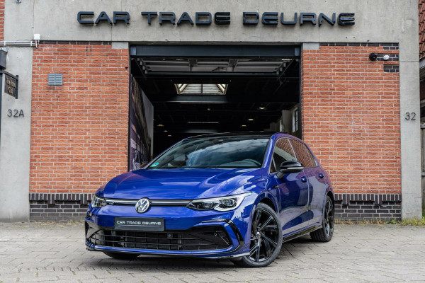 Volkswagen Golf 1.5 eTSI R-Line Pano / HUD / Camera