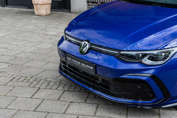 Volkswagen Golf 1.5 eTSI R-Line Pano / HUD / Camera