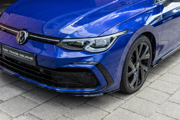 Volkswagen Golf 1.5 eTSI R-Line Pano / HUD / Camera