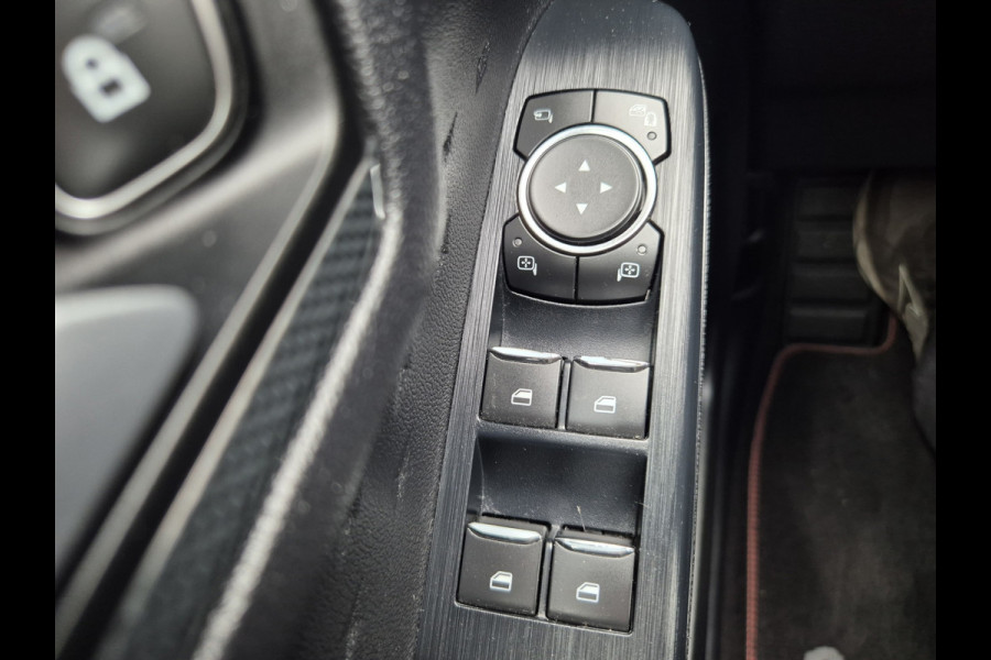 Ford Kuga 1.5 EcoBoost StxLine, airco,cruise,navigatie/camera.stoel/stuur/achterbank verwarmingparkeersensoren,