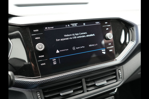 Volkswagen T-Cross 1.5 TSI Style 150pk DSG | Adaptive Cruise | Beats Audio | Stoelverwarming | Apple Carplay | Sfeerverlichting | Parkassist | Navi Full Map | DAB |