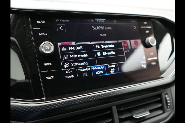 Volkswagen T-Cross 1.5 TSI Style 150pk DSG | Adaptive Cruise | Beats Audio | Stoelverwarming | Apple Carplay | Sfeerverlichting | Parkassist | Navi Full Map | DAB |