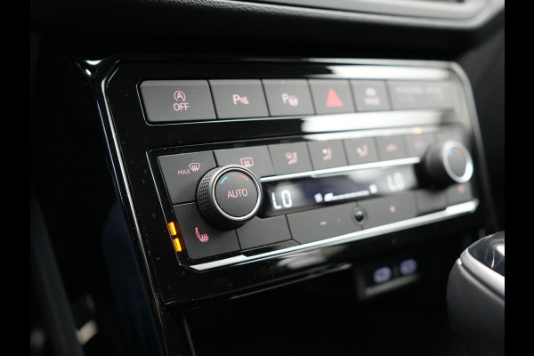 Volkswagen T-Cross 1.5 TSI Style 150pk DSG | Adaptive Cruise | Beats Audio | Stoelverwarming | Apple Carplay | Sfeerverlichting | Parkassist | Navi Full Map | DAB |