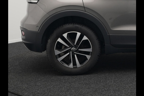 Volkswagen T-Cross 1.5 TSI Style 150pk DSG | Adaptive Cruise | Beats Audio | Stoelverwarming | Apple Carplay | Sfeerverlichting | Parkassist | Navi Full Map | DAB |